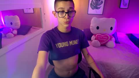 Codyxbabyyy 3 online show from November 28, 2024, 9:25 pm