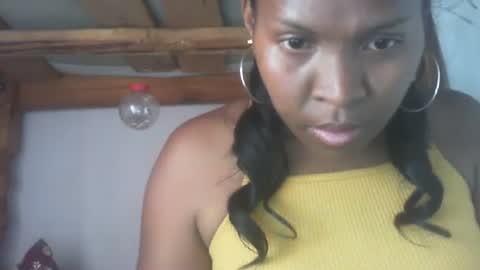 couleur_vanille online show from December 27, 2024, 5:42 am