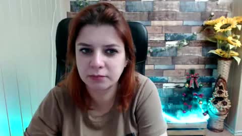 crazyfox_ online show from December 11, 2024, 7:08 am