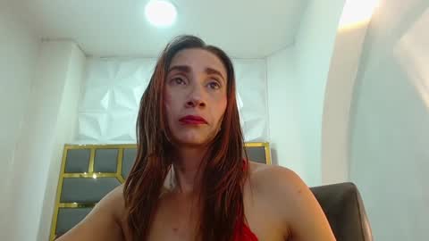 cristal__077 online show from January 11, 2025, 1:38 am