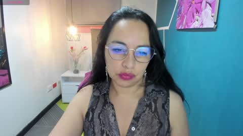 CRISTAL COOPER online show from December 10, 2024, 12:22 pm