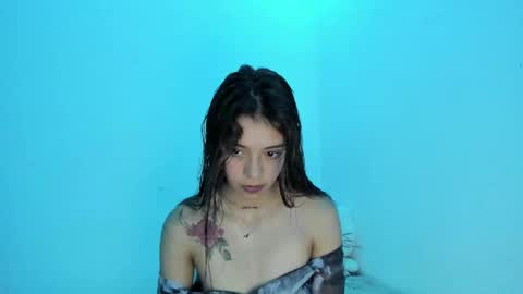 crystal_rainers online show from January 13, 2025, 9:27 pm