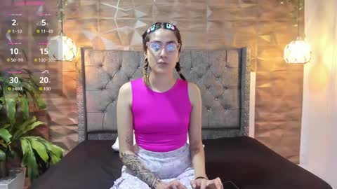 crystal_stonne online show from December 30, 2024, 10:06 pm