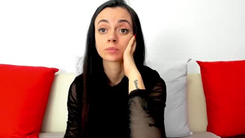 cute_angel95 online show from December 5, 2024, 7:12 pm