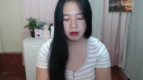 cutie_asianwoman online show from December 7, 2024, 6:14 pm