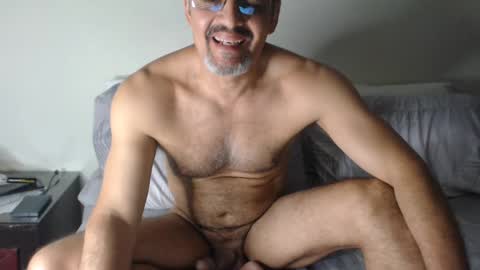 Daddyhot Alejandro online show from November 17, 2024, 4:33 am