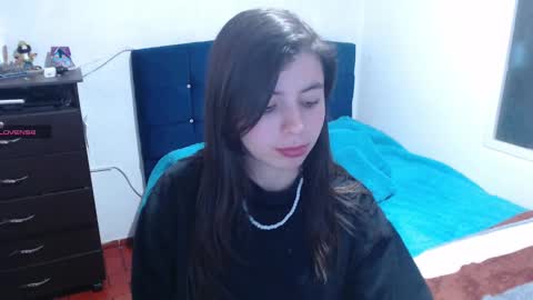 Dafne online show from December 11, 2024, 11:37 pm