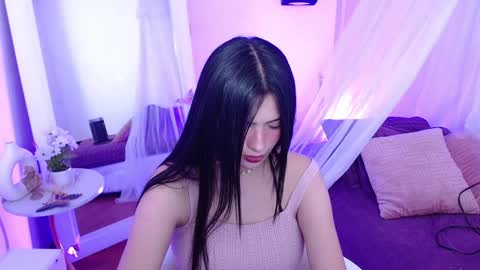 dafne_bss online show from December 10, 2024, 5:10 am