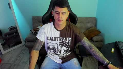 my name is Jhon and I live in colombia online show from December 23, 2024, 9:17 am