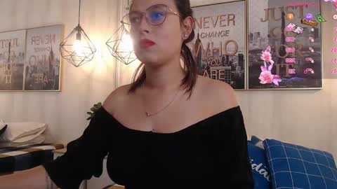 dakkota_queen online show from January 25, 2025, 12:27 pm