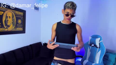 damar_felipe online show from January 18, 2025, 7:09 am