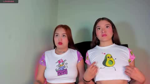 danna_and_martina online show from November 18, 2024, 2:28 pm