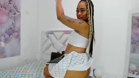 danna_garciaa_ online show from December 3, 2024, 10:09 pm