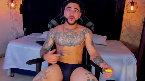 dantedimarco online show from December 31, 2024, 11:06 pm