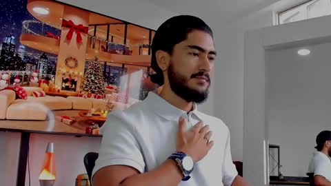 Hey im David that loves to explore and speak their fantasies. Very open talktative and nice. Feel free to chat with me online show from December 21, 2024, 1:41 pm