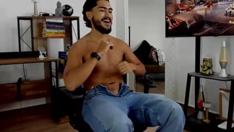 Hey im David that loves to explore and speak their fantasies. Very open talktative and nice. Feel free to chat with me online show from December 1, 2024, 3:31 pm