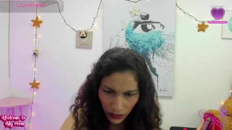 debora online show from December 18, 2024, 8:54 pm