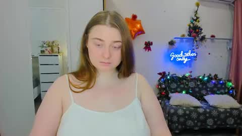 Sophie online show from December 4, 2024, 5:44 am