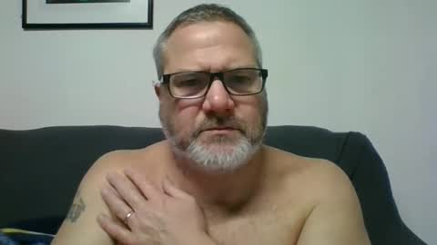 diamond_couple_82 online show from January 9, 2025, 7:10 am