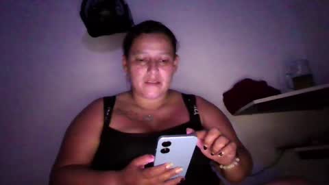 Diana Lozano online show from January 4, 2025, 2:57 am