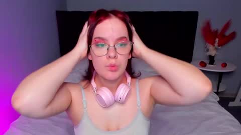 dianne_davis online show from November 18, 2024, 10:21 am