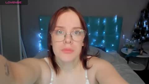 dianne_davis online show from January 3, 2025, 9:19 am