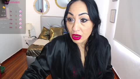 diosa_divina_ online show from November 10, 2024, 3:47 pm