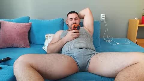 STR8 BOYv online show from December 19, 2024, 10:24 am