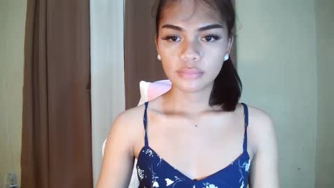 dolly_angel2 online show from December 16, 2024, 2:55 pm