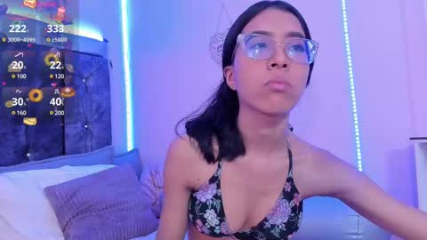 dulce_ariza online show from December 4, 2024, 1:50 pm