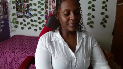 dulce_banks_ online show from December 2, 2024, 4:48 pm