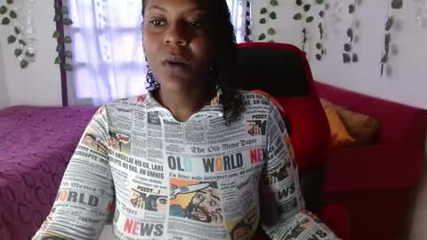 dulce_banks_ online show from January 3, 2025, 12:55 pm