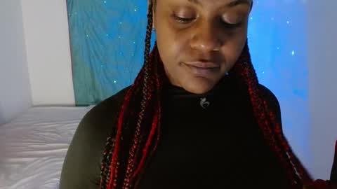 dulce_banks_ online show from December 15, 2024, 3:37 am