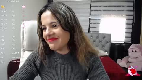 dulceferrer__ online show from December 27, 2024, 5:12 pm