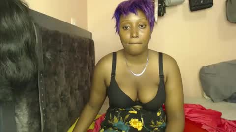 ebony_hairy online show from December 6, 2024, 4:38 pm