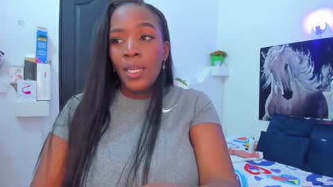 ebony_katterin online show from November 21, 2024, 7:32 pm