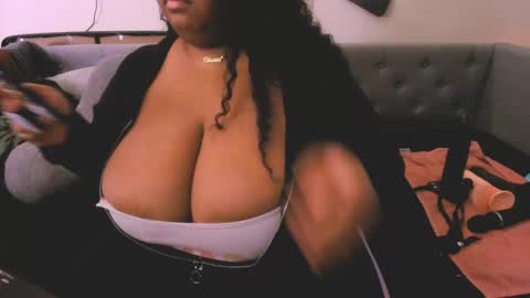  Ebony Goddess Kira  online show from December 24, 2024, 8:21 pm