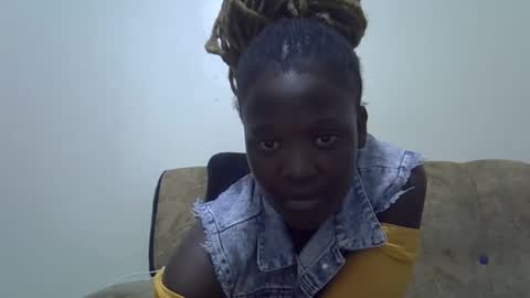 ebonyliliana online show from December 23, 2024, 7:54 pm