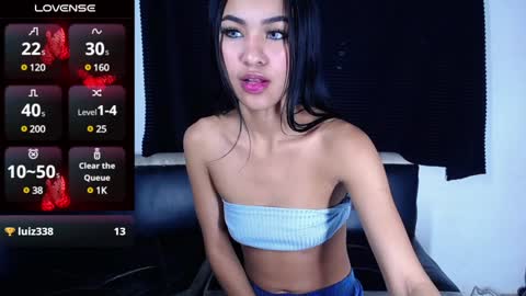 elettra_bennet online show from December 12, 2024, 4:50 am