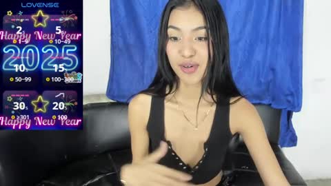 elettra_bennet online show from January 8, 2025, 9:42 am