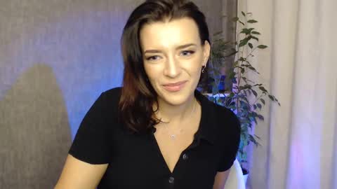 Elina online show from November 10, 2024, 9:35 pm