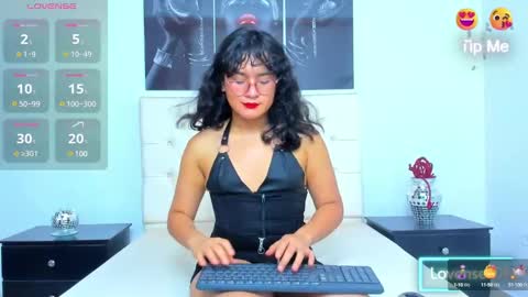 elith_berry69_ online show from November 19, 2024, 11:21 pm