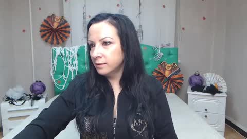 ElizabethSho online show from November 13, 2024, 6:14 pm