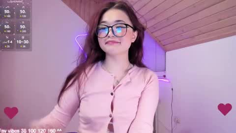 Hey Im Elizzi. Lets have fun and enjoy together  online show from November 27, 2024, 8:23 pm