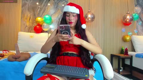 ella harper online show from December 19, 2024, 2:50 am