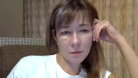 ellajohnsonx online show from December 1, 2024, 3:20 pm