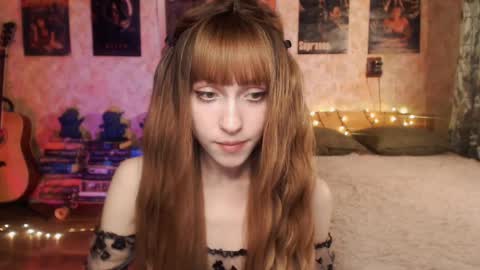 ellie_friendly online show from November 12, 2024, 1:12 pm