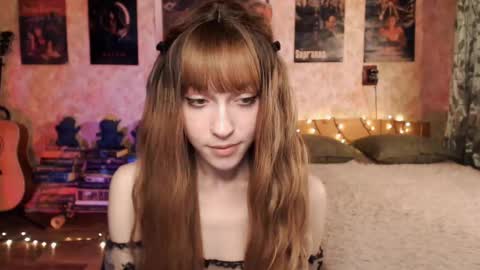 ellie_friendly online show from November 18, 2024, 12:11 am