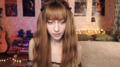 ellie_friendly online show from December 25, 2024, 12:20 am