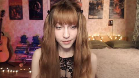 ellie_friendly online show from December 16, 2024, 12:09 am